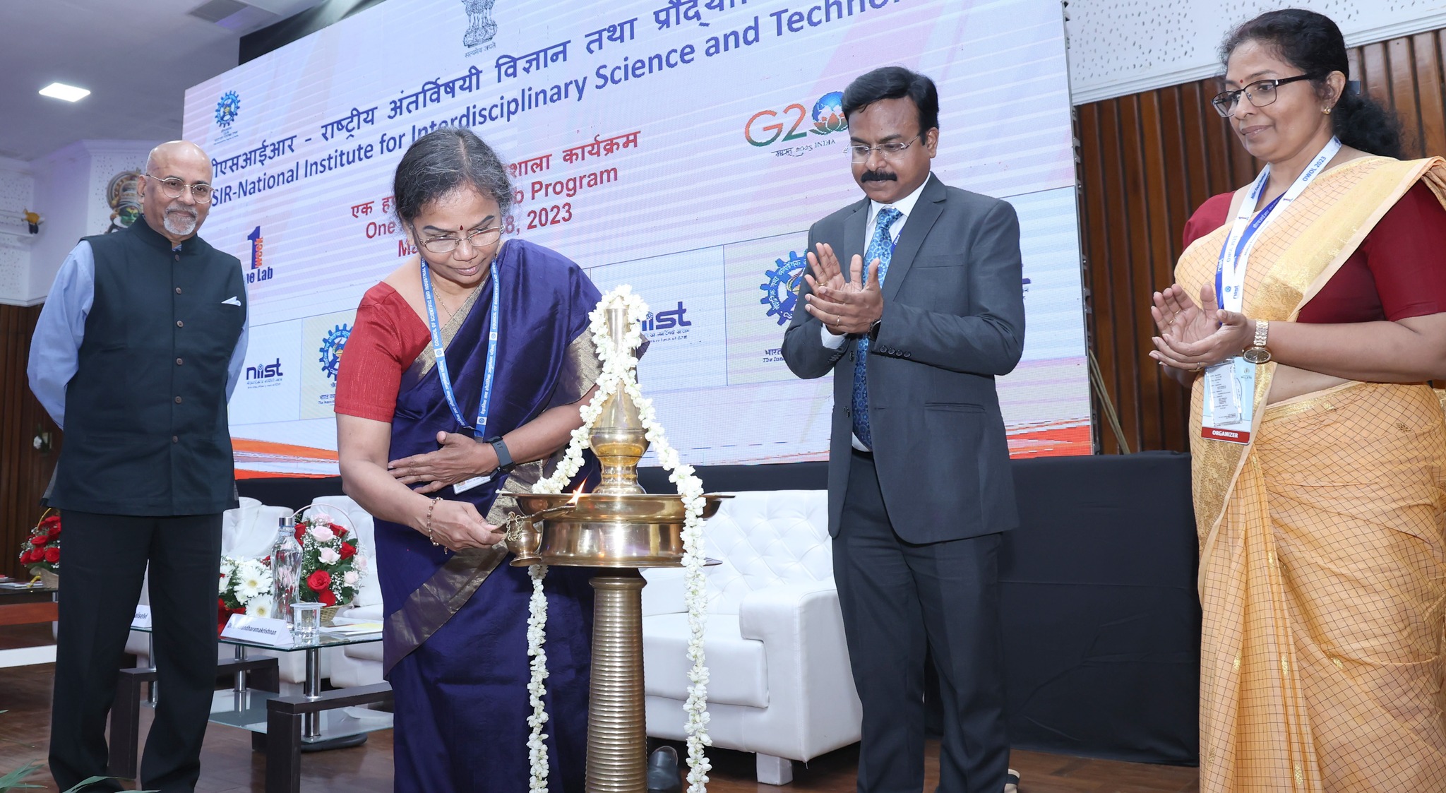 Dr. (Mrs) N. Kalaiselvi (Secretary, DSIR and Director General, CSIR)  inaugurating the One Week One Lab program at CSIR-NIIST