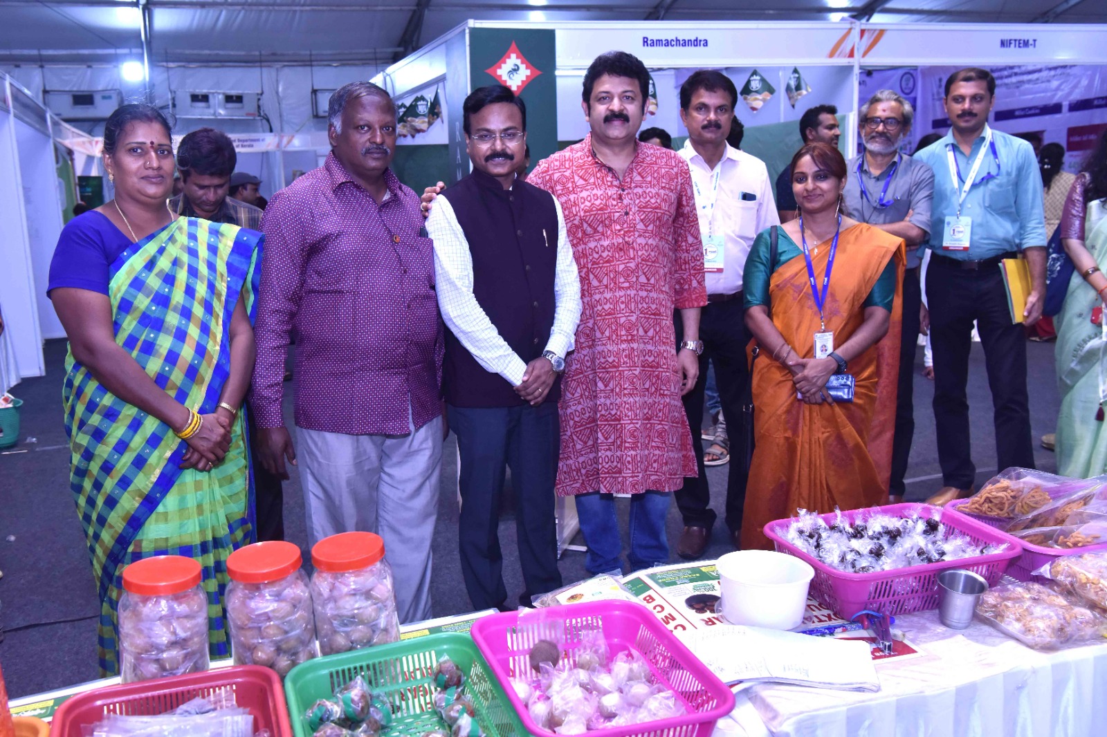 പ്രശസ്ത നടൻ ശ്രീ. കൃഷ്ണ കുമാർ CSIR-NIIST സന്ദർശിക്കുകയും OWOL പ്രോഗ്രാമിലും മില്ലറ്റ് ഫെസ്റ്റിവലിലും പങ്കെടുക്കുകയും ചെയ്തു