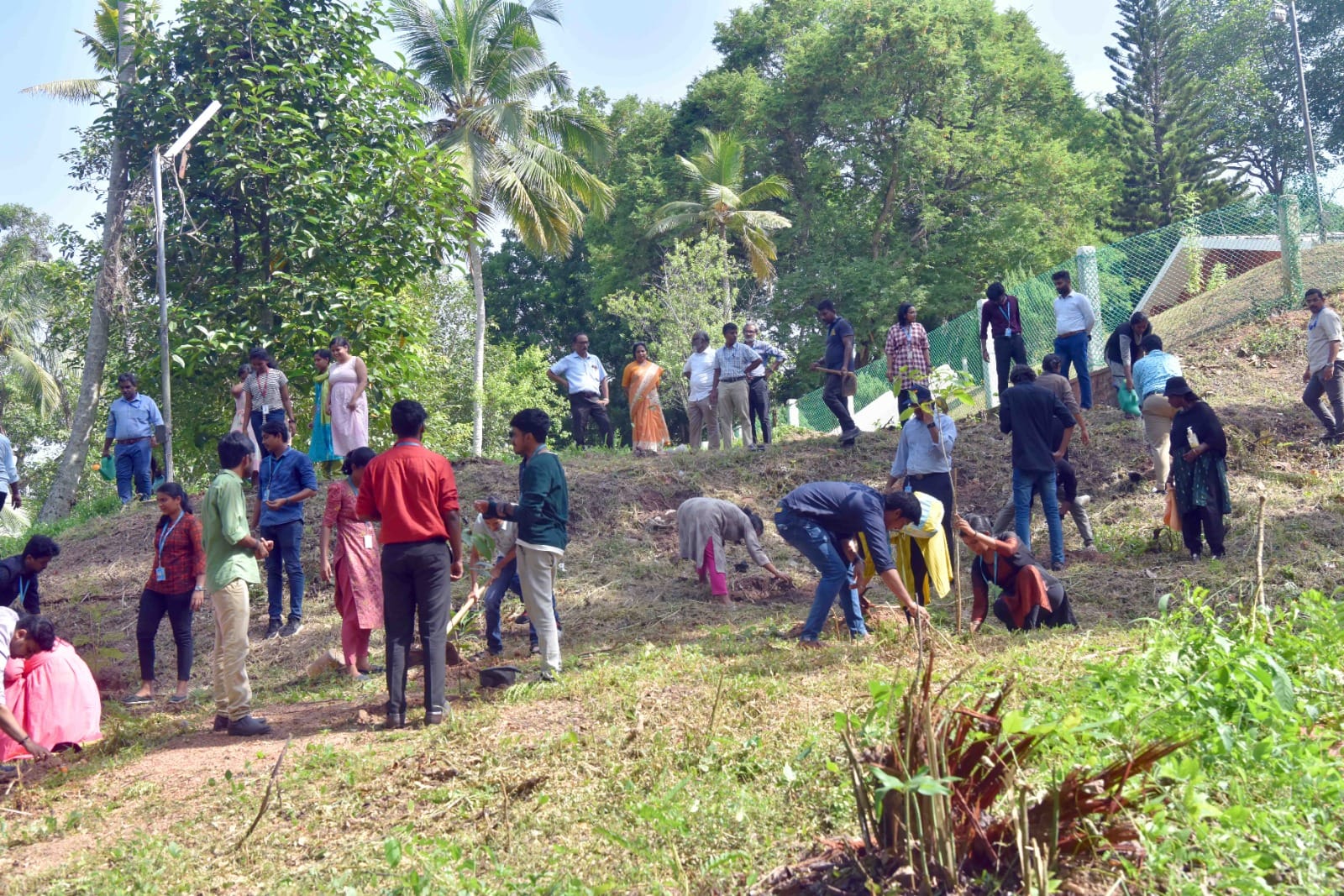 CSIR-NIIST-ലെ ഇക്കോ ക്യാമ്പസ് പ്രവർത്തനം നാലാം ഘട്ടം - 2023 ജൂൺ 22-ന് Tata ElXsi-യുടെ പിന്തുണയോടെയുള്ള ഒരു CSR സംരംഭം