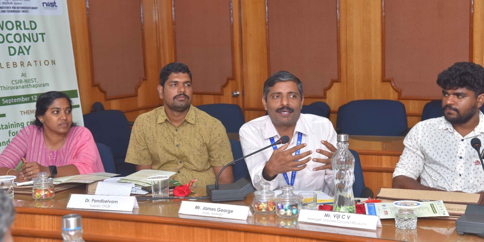 CSIR-NIIST-ൽ അന്താരാഷ്ട്ര നാളികേര ദിനാചരണത്തിൻ്റെ ഭാഗമായി ‘ആഗോള വിപണിയിലെ സുസ്ഥിര നാളികേര സംസ്കരണ തന്ത്രങ്ങൾ’ എന്ന വിഷയത്തിൽ നടന്ന ടെക്നിക്കൽ സെമിനാർ