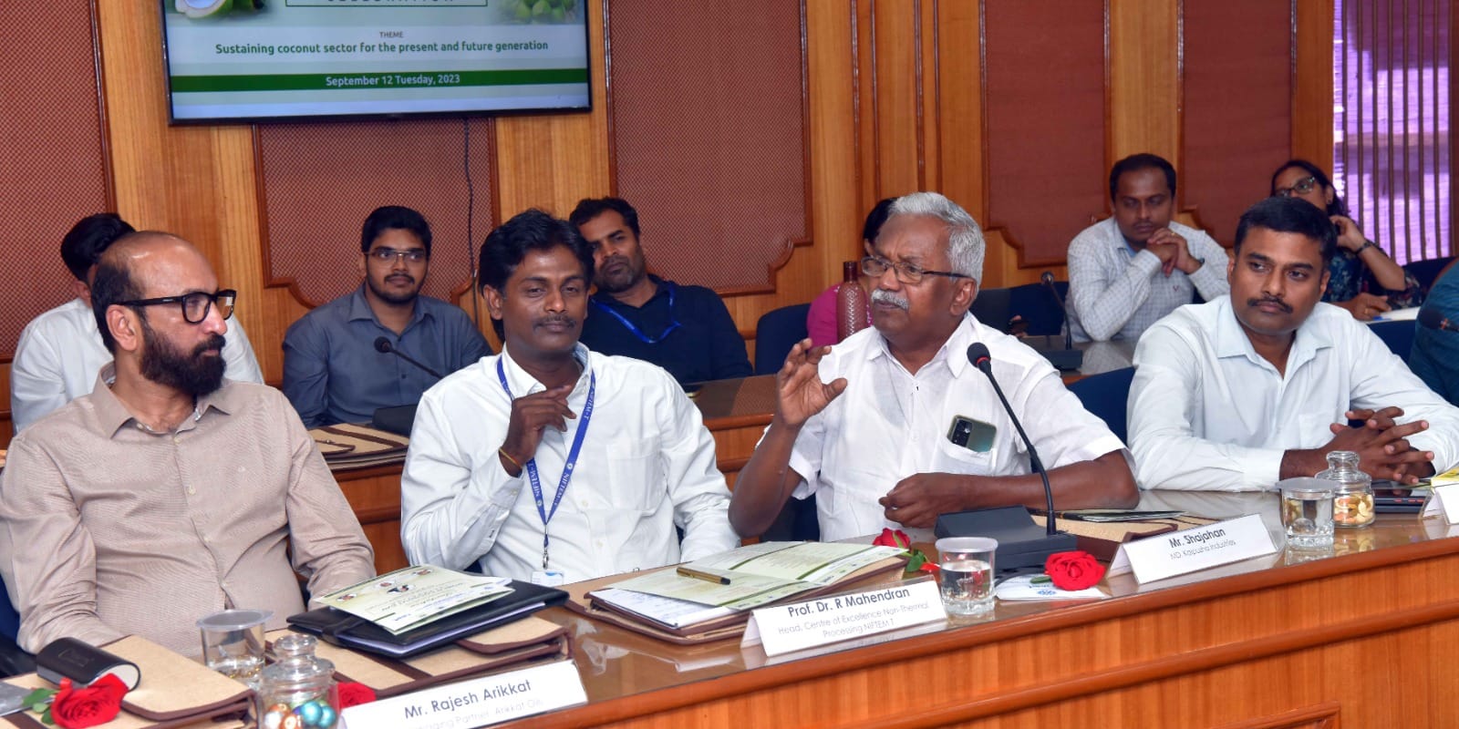 CSIR-NIIST-ൽ അന്താരാഷ്ട്ര നാളികേര ദിനാചരണത്തിൻ്റെ ഭാഗമായി ‘ആഗോള വിപണിയിലെ സുസ്ഥിര നാളികേര സംസ്കരണ തന്ത്രങ്ങൾ’ എന്ന വിഷയത്തിൽ നടന്ന ടെക്നിക്കൽ സെമിനാർ