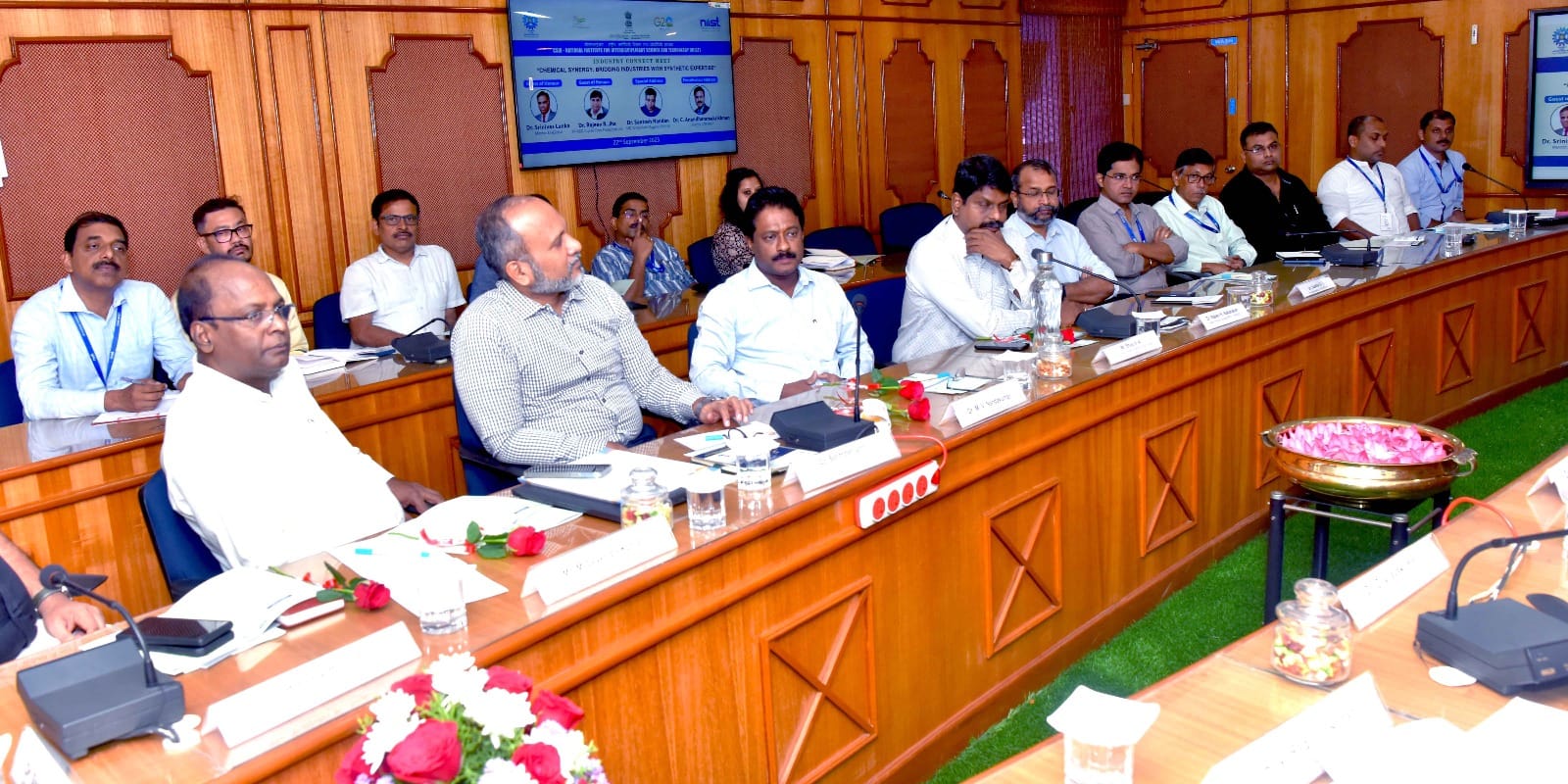 22 सितंबर 2023 को सीएसआईआर-एनआईआईएसटी में ‘रासायनिक तालमेल: सिंथेटिक विशेषज्ञता के साथ उद्योगों को जोड़ना’ विषय पर इंडस्ट्री कनेक्ट मीट
