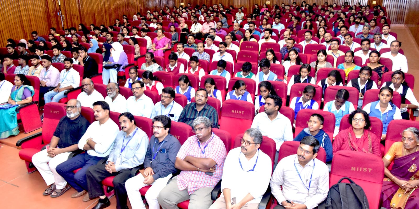 सीएसआईआर-एनआईआईएसटी में राष्ट्रीय प्रौद्योगिकी दिवस समारोह