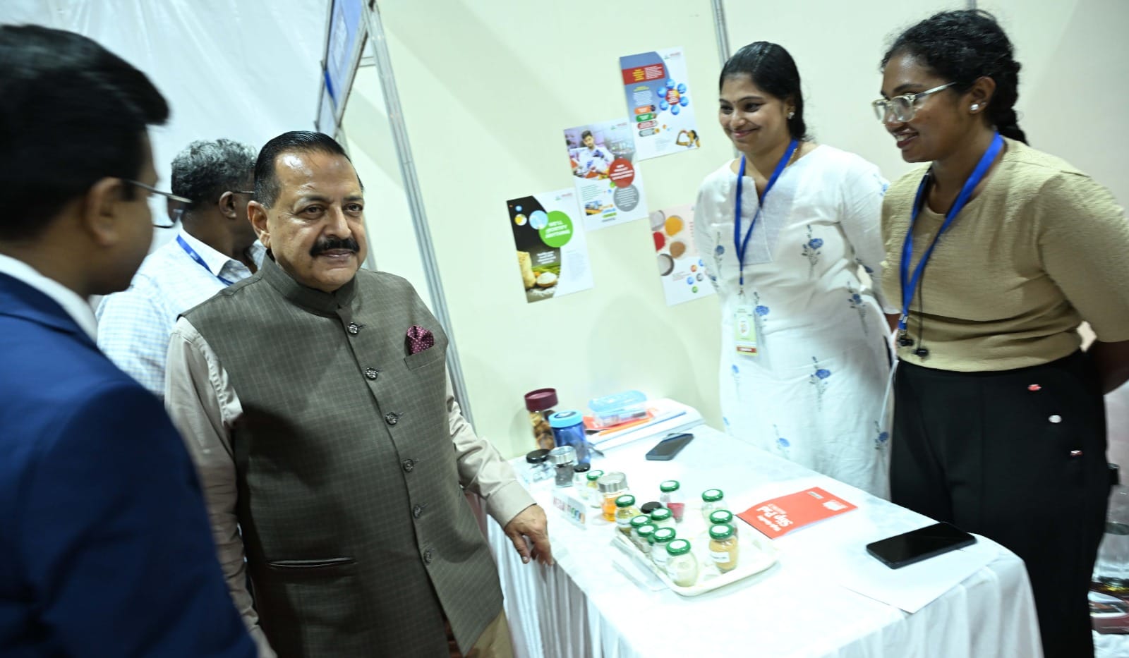 Dr. Jitendra Singh, Hon’ble Minister of Science & Technology, inaugurated the CSIR-NIIST Startup Expo