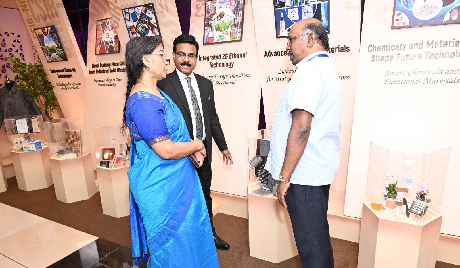 Dr. (Mrs.) N. Kalaiselvi, Secretary of DSIR and DG of CSIR, visited CSIR-NIIST on 8th January 2025