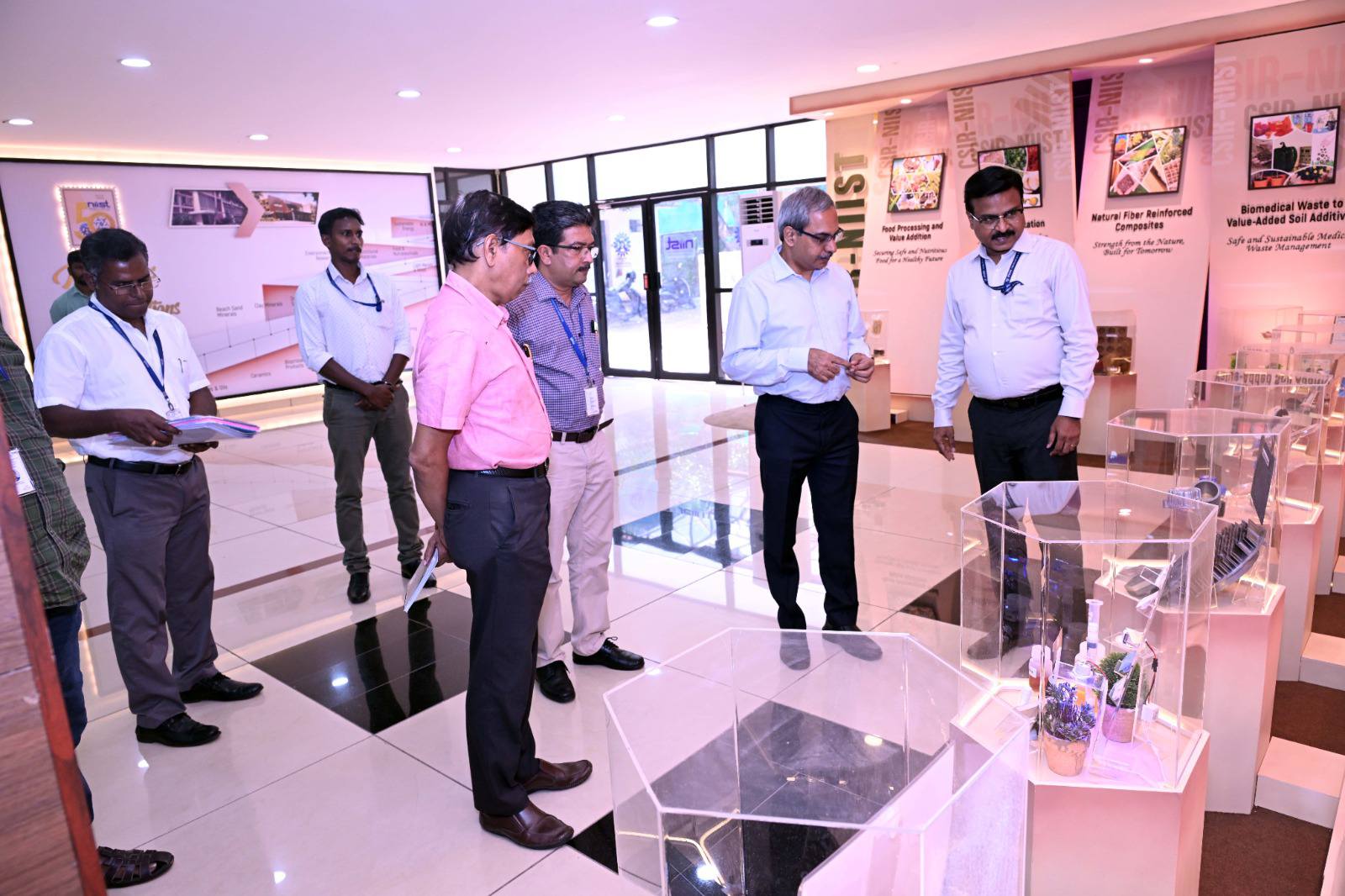 Glimpses from the visit of Prof. Venu Gopal Achanta, Director, CSIR-NPL to our institute