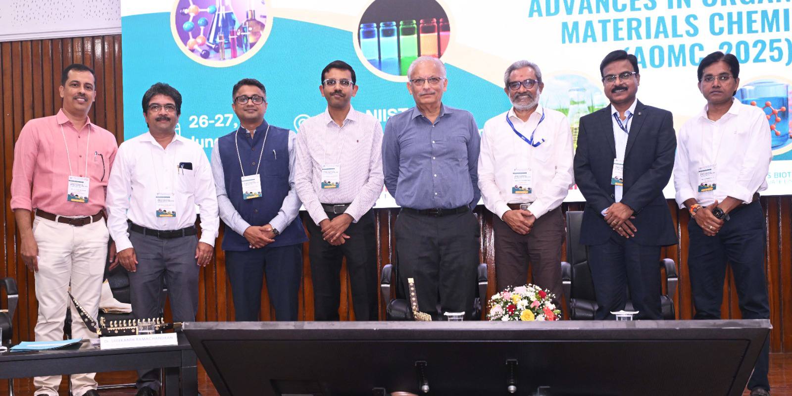 Glimpses from the various panel discussions and invited lectures held as part of the Golden Jubilee Conclave on Advances in Organic and Materials Chemistry