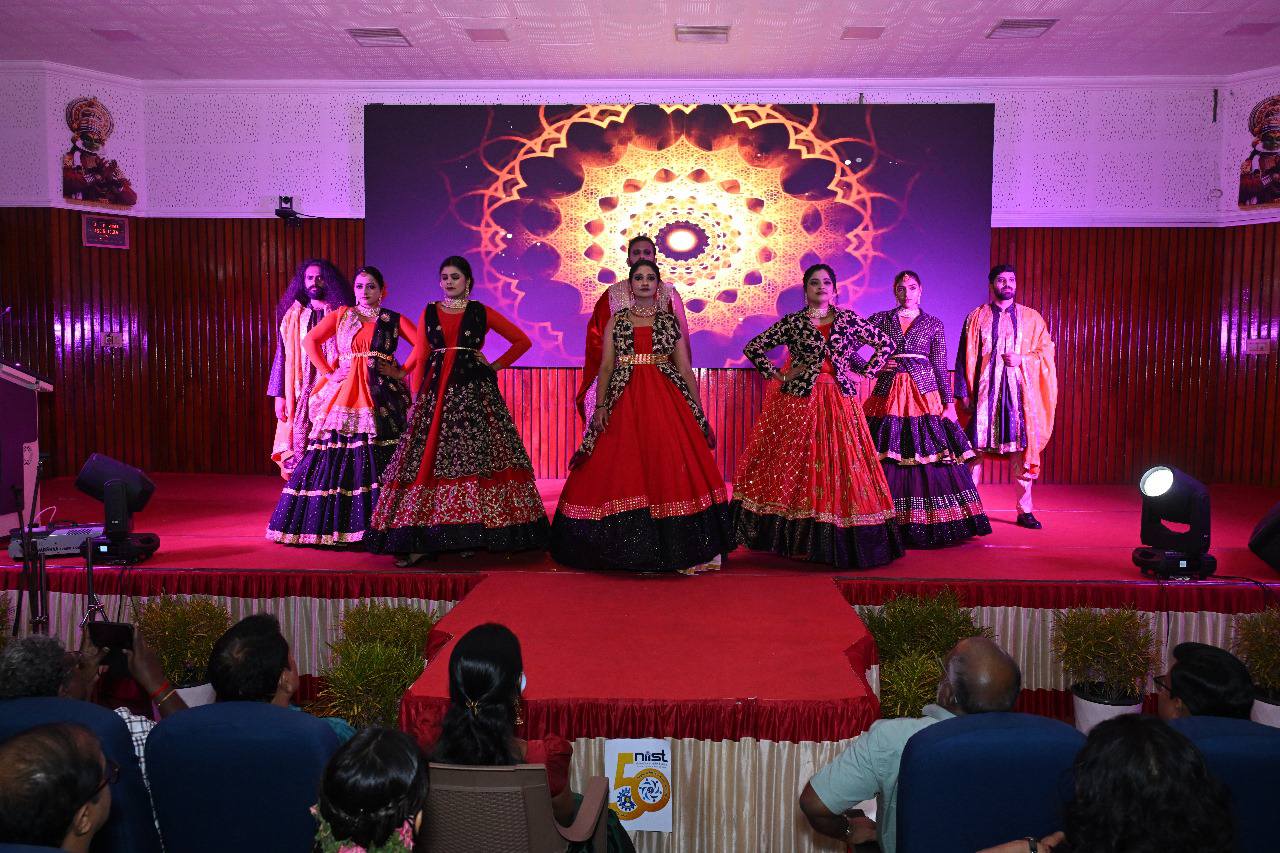 Theyyam-Themed, Indo-Western Themed and Flower-Themed Fashion Show @ CSIR-NIIST as part of Ponnonam @ 50